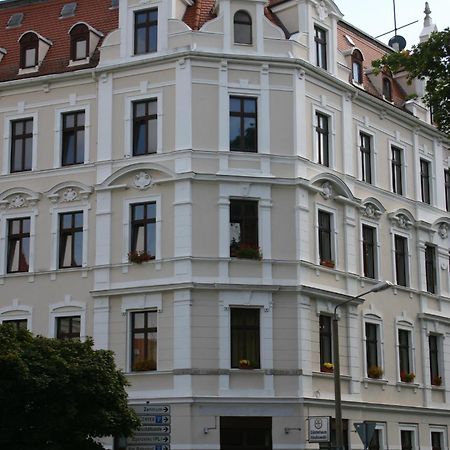 Görlitz Gaestehaus Lisakowski Pension Am Brautwiesenpark מראה חיצוני תמונה