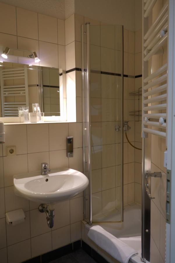Görlitz Gaestehaus Lisakowski Pension Am Brautwiesenpark מראה חיצוני תמונה